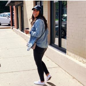 Meet your Posher, Karina